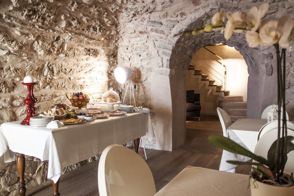 Locanda Al Castelletto Tremosine ภายนอก รูปภาพ
